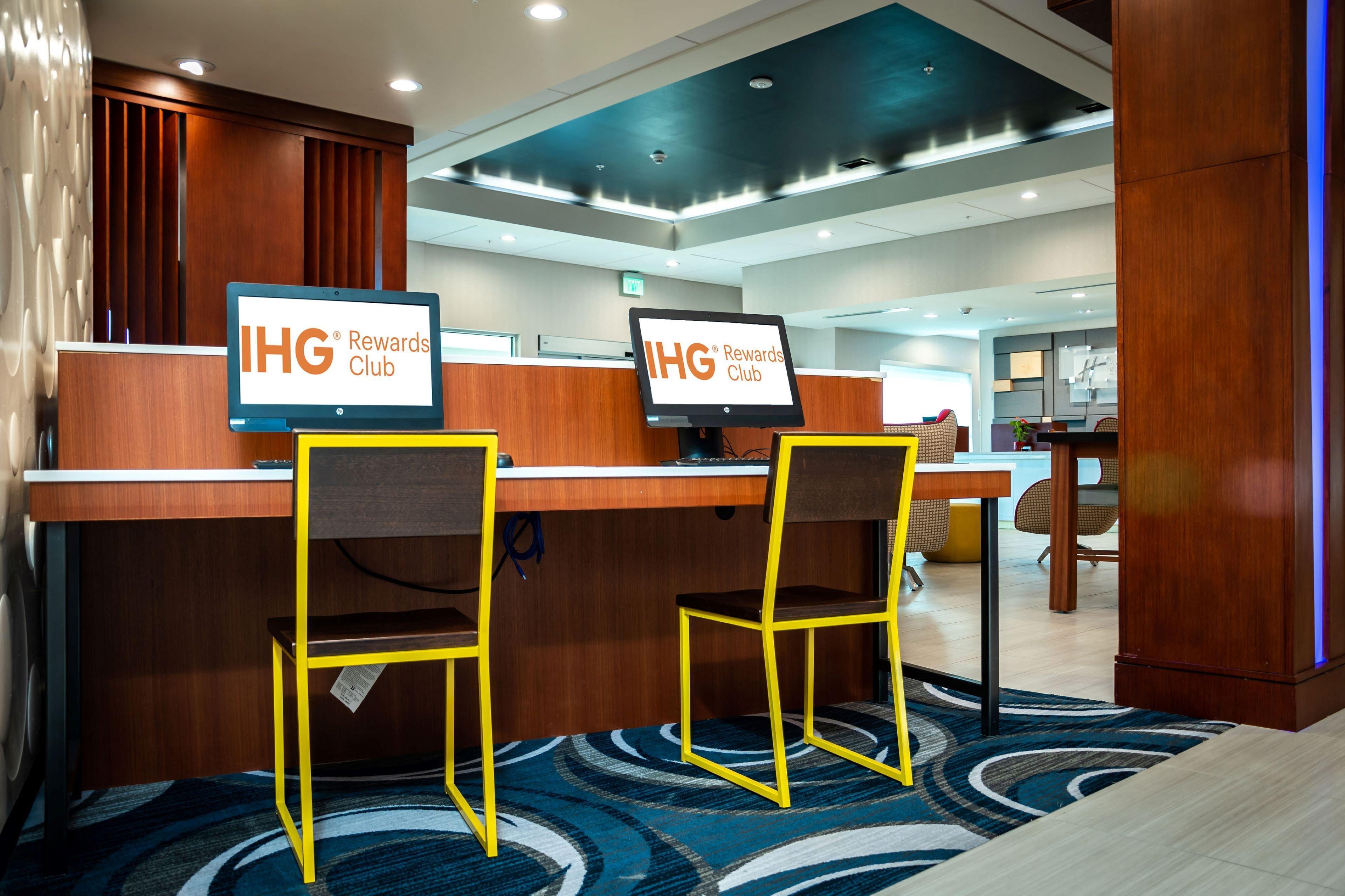 Holiday Inn Express & Suites Orlando- Lake Buena Vista, An Ihg Hotel Dış mekan fotoğraf